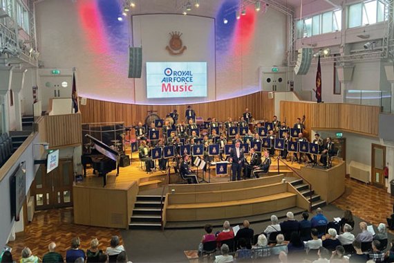 Image representing Esprit de Corps: Central Band of the RAF